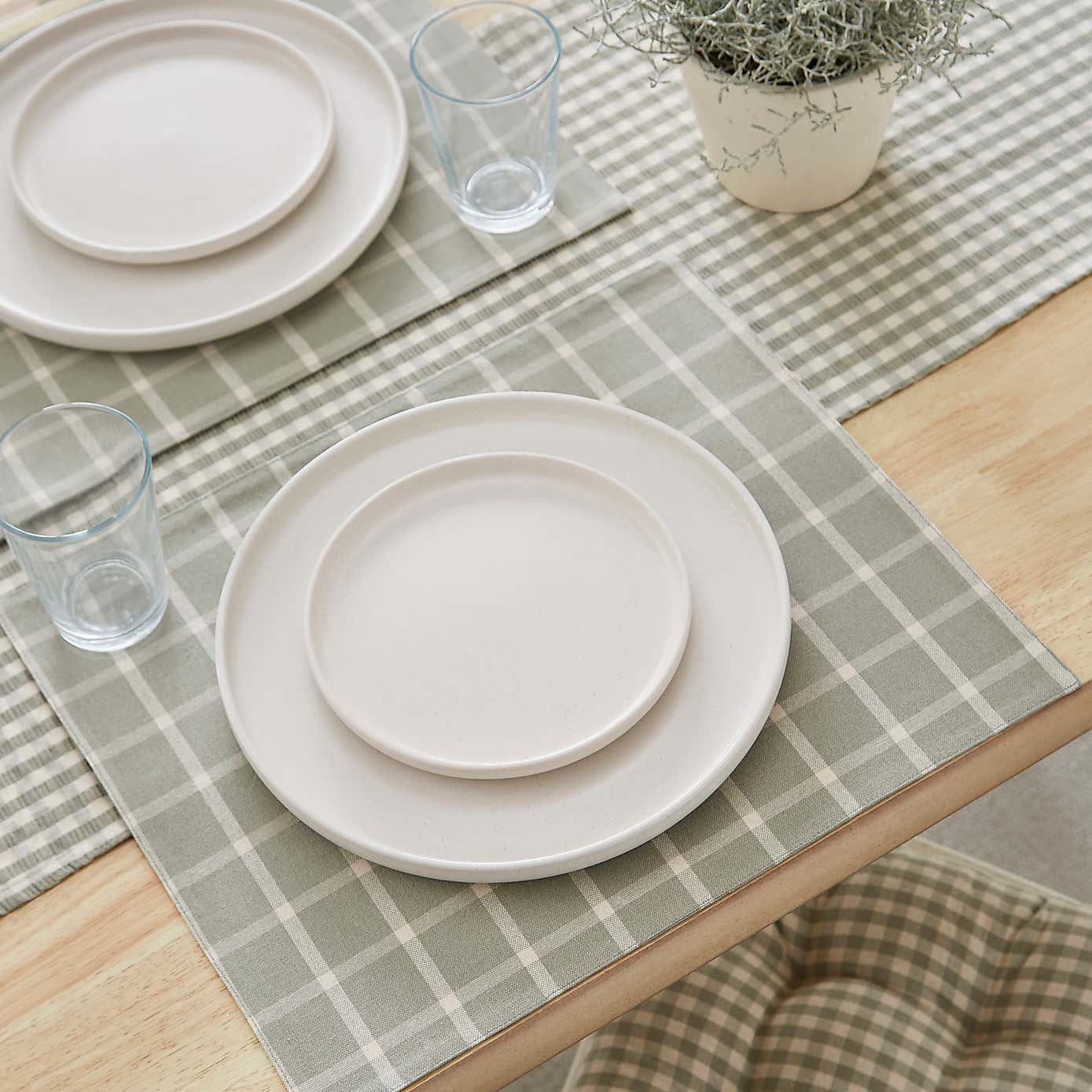 Large Check Pack of 2 Sage Placemats