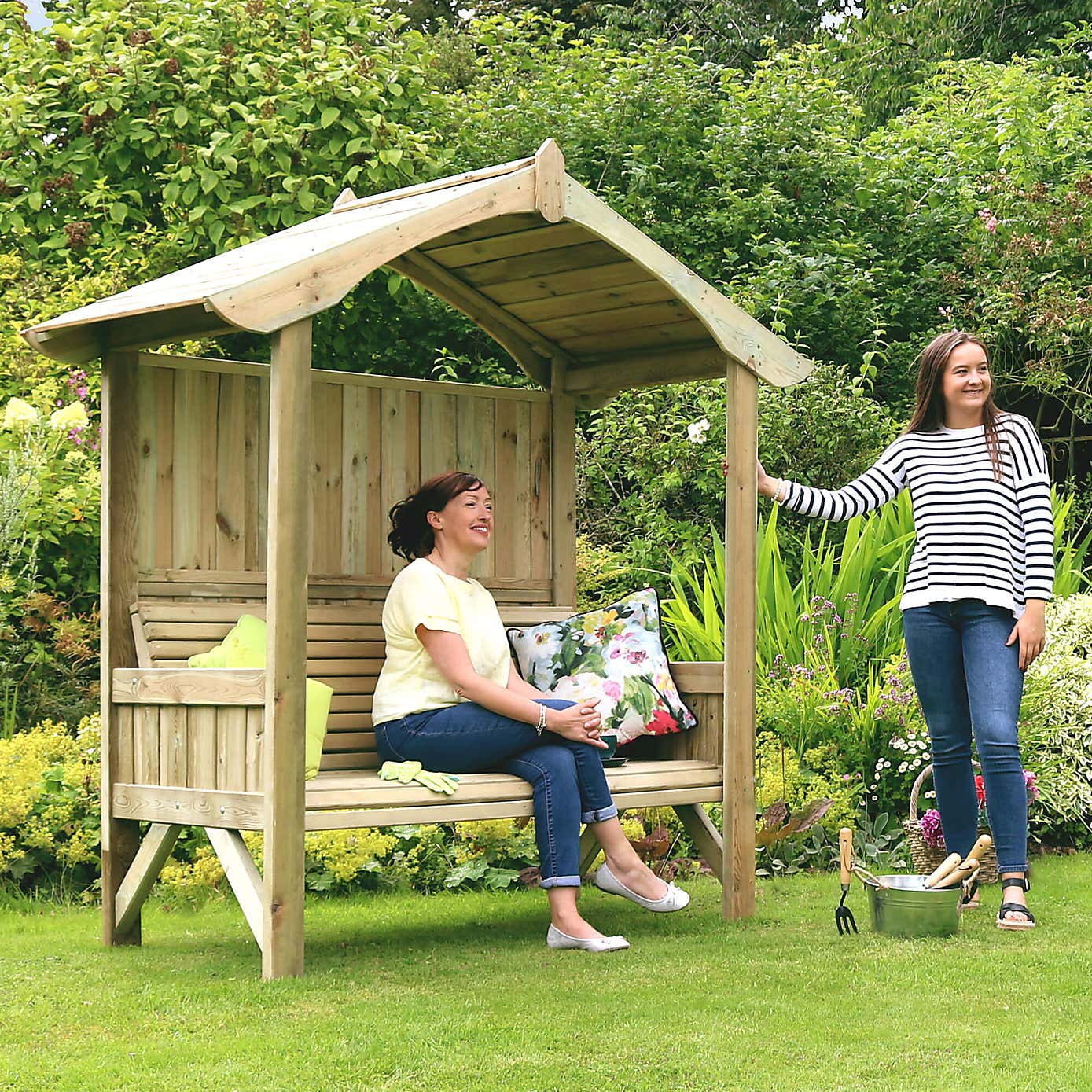 Tenby Arbour