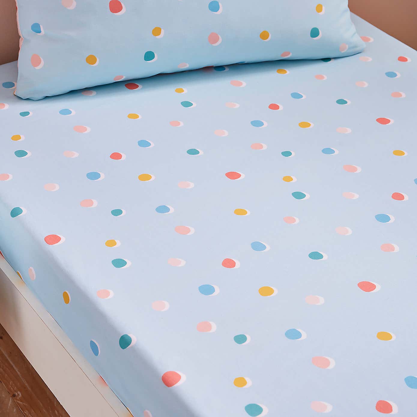 Set of 2 Bold Floral 144 Thread Count Cotton Fitted Sheets